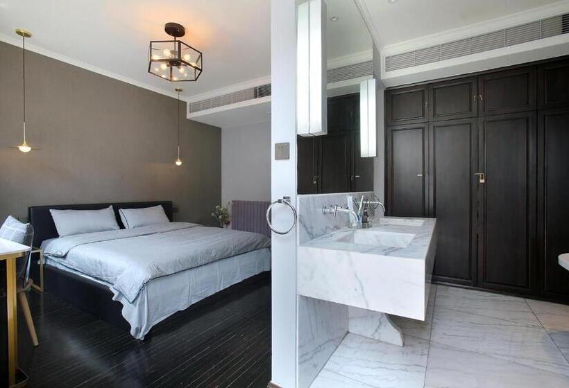 스탠다드 발코니 룸, Shanghai Downtown Hills Boutique Guesthouse   Near Metro Line 7, Exit 3, Changping Road