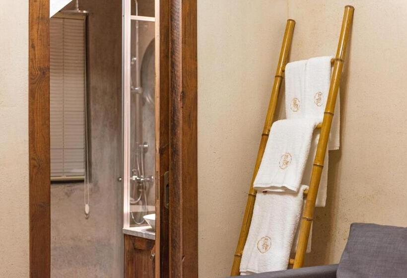 스탠다드 테라스 룸, Mohe Hostel