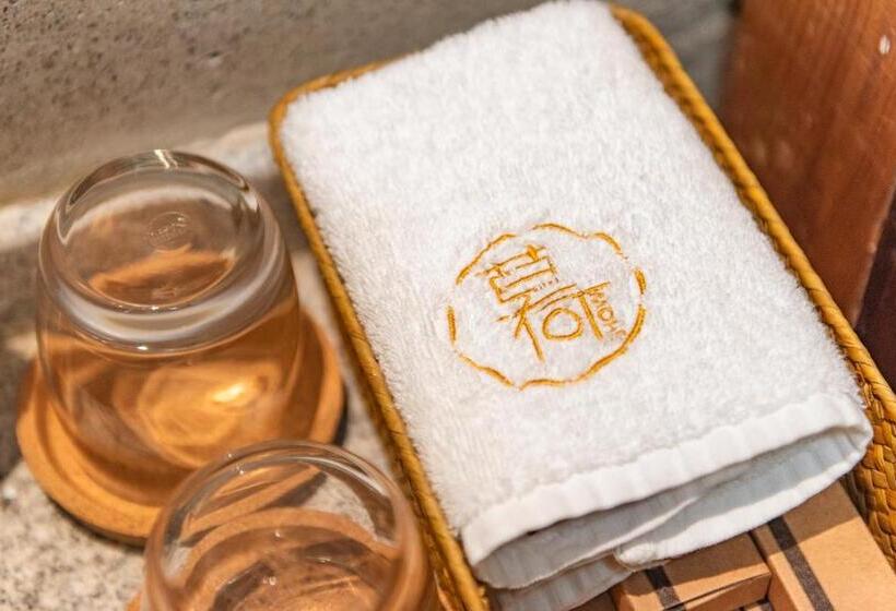 스탠다드 테라스 룸, Mohe Hostel