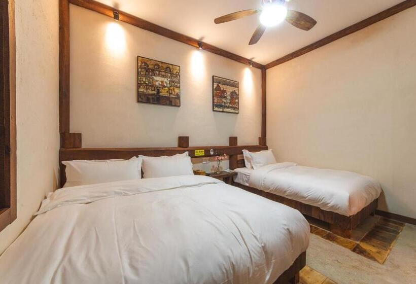 Номер Deluxe, Mohe Hostel