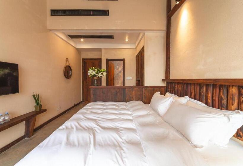 스탠다드 자쿠지 룸, Mohe Hostel