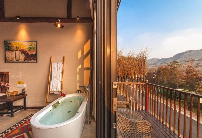 스탠다드 자쿠지 룸, Mohe Hostel