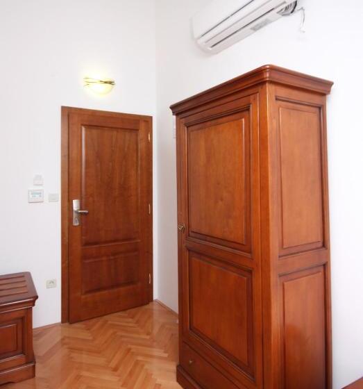 スタンダードルーム, Rooms With A Swimming Pool Tisno, Murter   3219