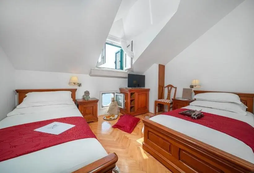 Standard-huone, Rooms With A Swimming Pool Tisno, Murter   3219