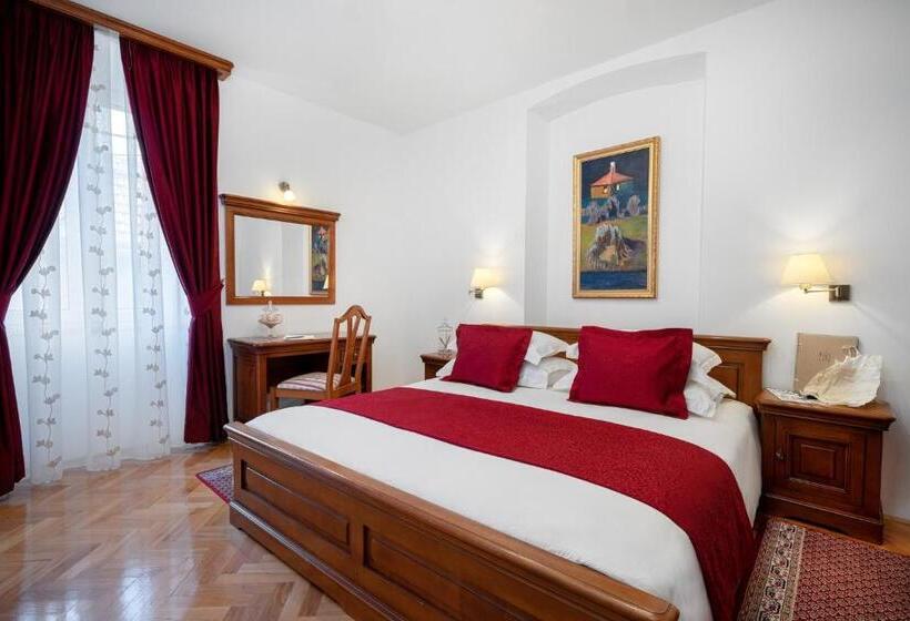 景色の見えるスタンダード４人部屋, Rooms With A Swimming Pool Tisno, Murter   3219