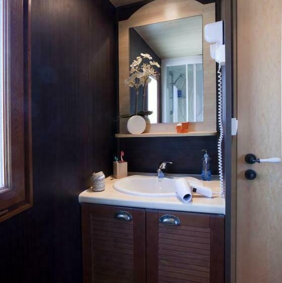 בונגלו סטנדרט 2 חדרי שינה, Kon Tiki