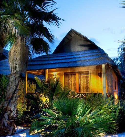 בקתה סטנדרטית, Kon Tiki