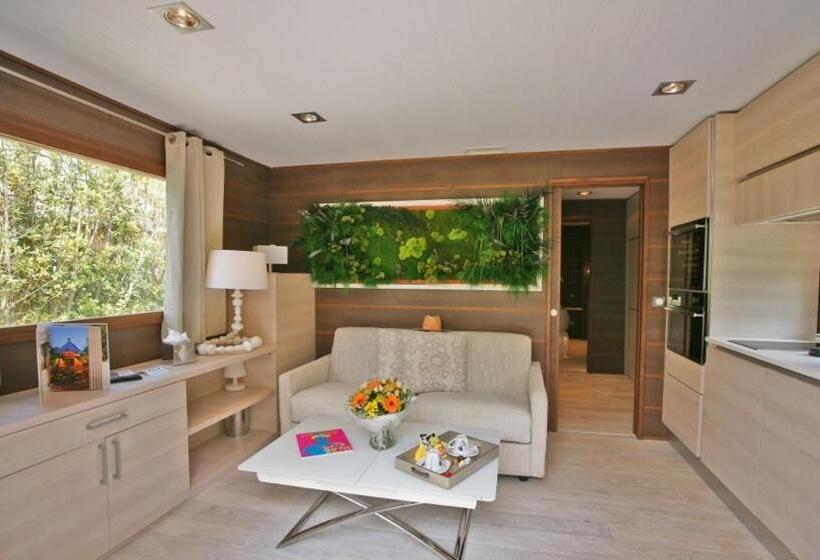 בקתת חדר, Kon Tiki