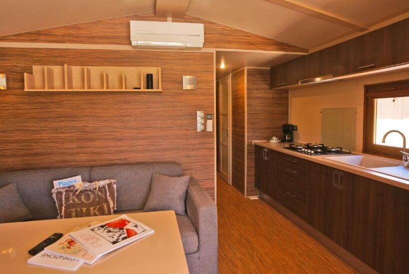 בונגלו סטנדרט 2 חדרי שינה, Kon Tiki