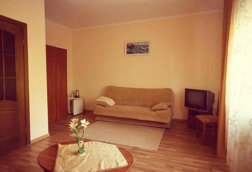 סוויטת ג'וניור משפחתית, Shaian Edelweis