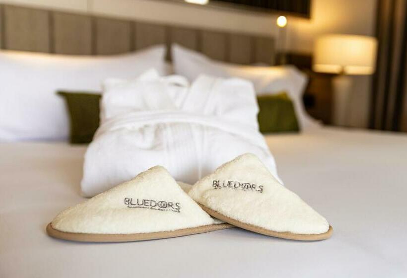 سوییت لوکس, York Luxury Suites Medellin By Preferred