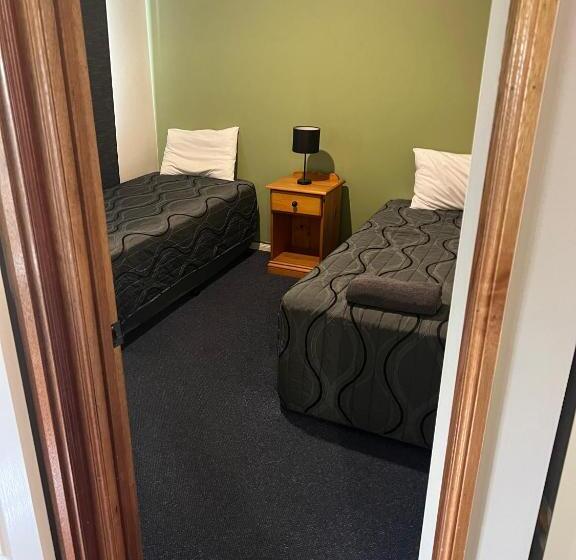 Апартаменты 2 Спальни, Asters On James Motor Inn