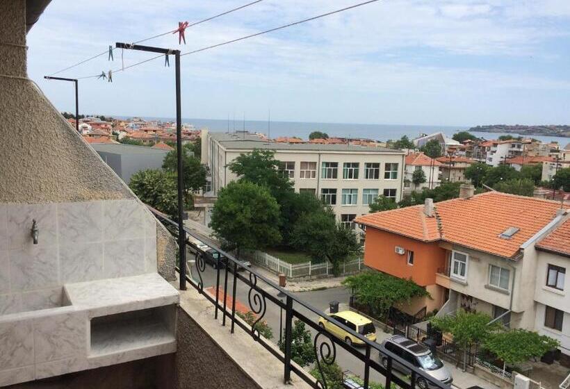 Номер Стандарт Трехместный, Guest House Plada View