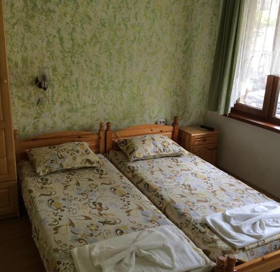 Люкс 2 Спальни, Guest House Plada View