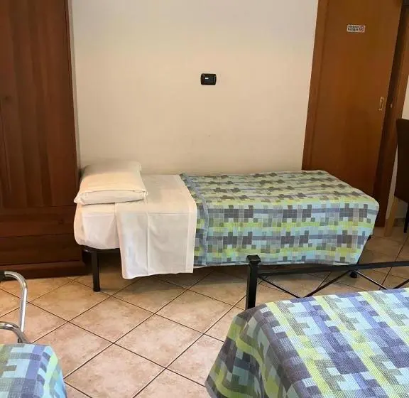 اتاق کلاسیک چهارنفره, La Terrazza