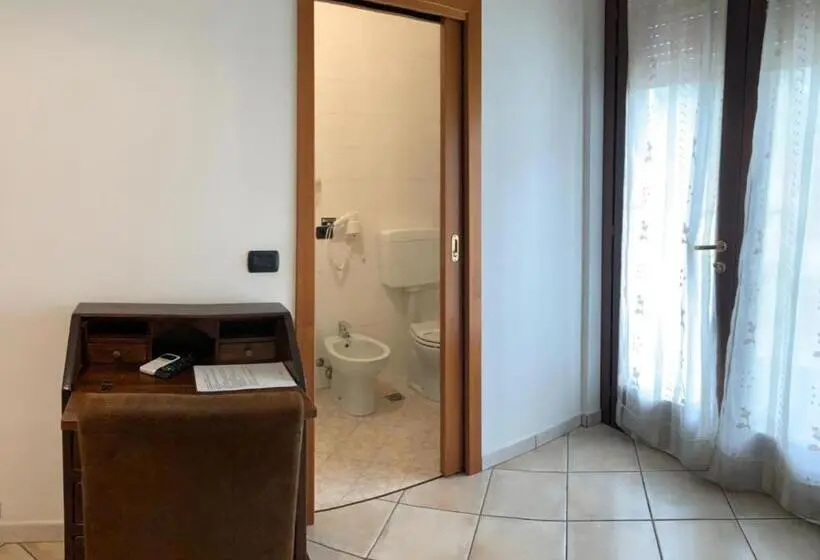 اتاق لوکس, La Terrazza