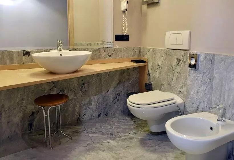 اتاق سوپریور, B&B Hotel Milano Cologno Studios