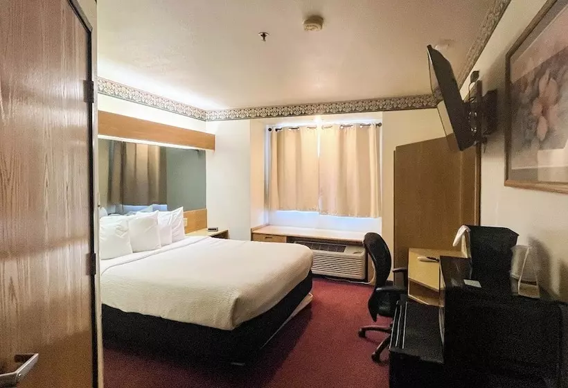 スイート, Boarders Inn & Suites By Cobblestone Hotels   Brush