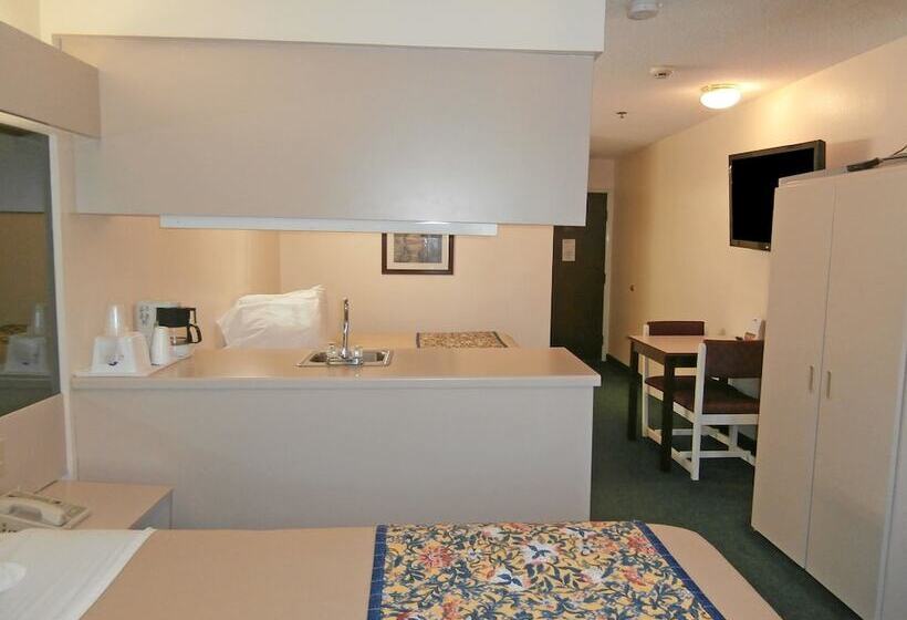 Люкс, Americas Best Value Inn & Suites Mcdonough