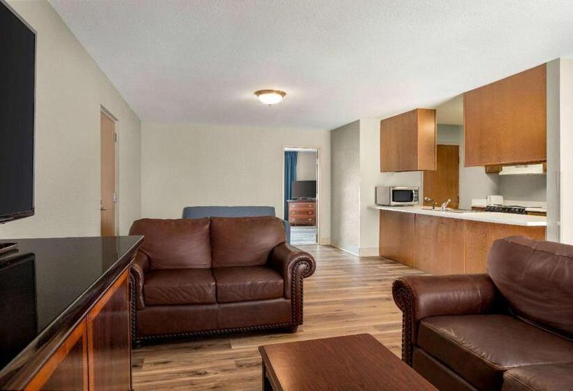 جناح سرير كينج, Americinn By Wyndham Branson & Conference Center