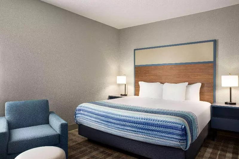 اتاق استاندارد با تخت بزرگ, Americinn By Wyndham Branson & Conference Center
