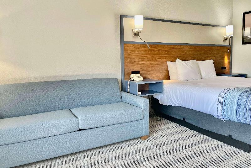 غرفة قياسية سرير كينج, Americinn By Wyndham Branson & Conference Center