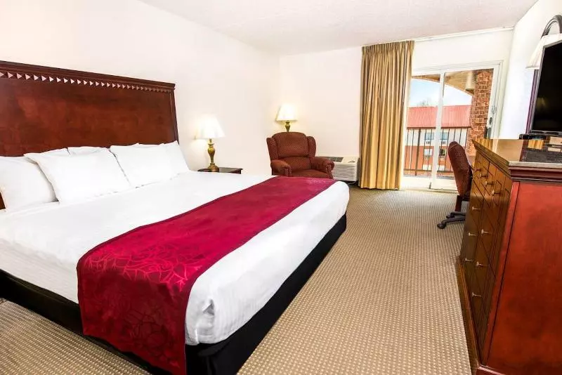 اتاق استاندارد با تخت بزرگ, Americinn By Wyndham Branson & Conference Center