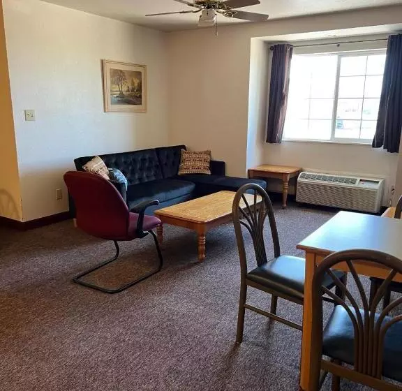 スタンダードトリプルルーム, Boarders Inn & Suites By Cobblestone Hotels   Brush