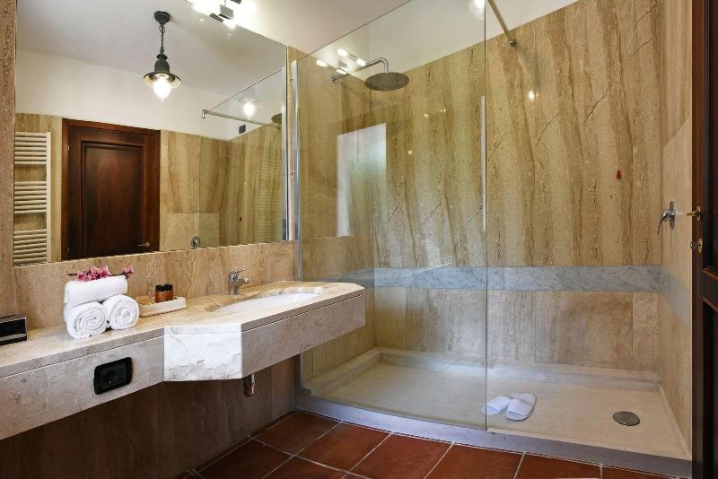 スーペリアトリプルルーム, Costa Dei Fiori