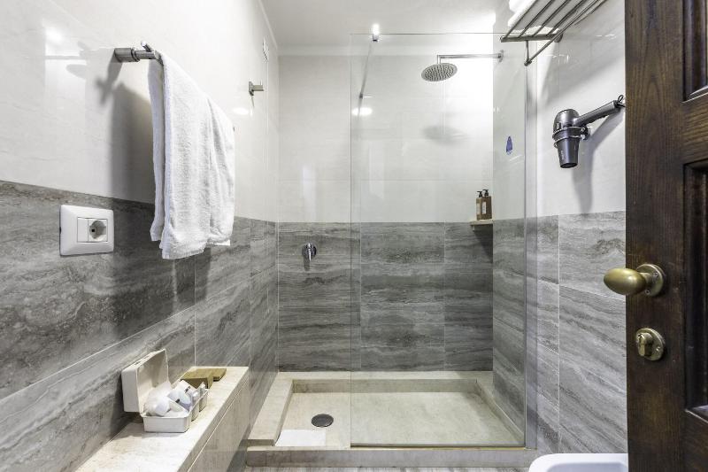 クラシックルーム, Costa Dei Fiori