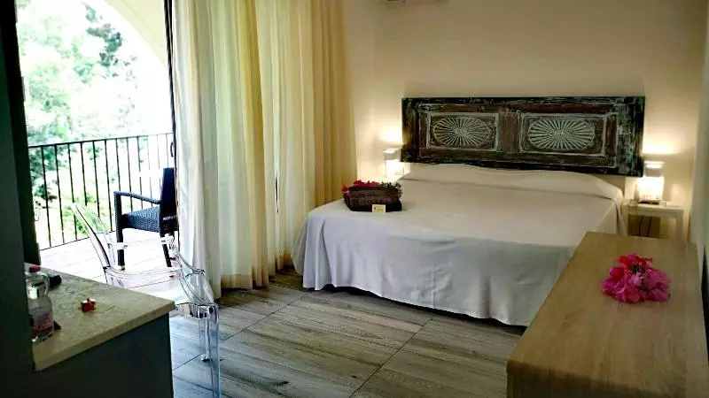 اتاق کلاسیک, Costa Dei Fiori