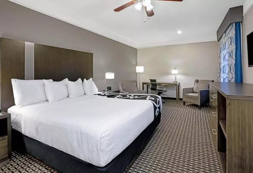 キングサイズベッドのスタンダードルーム, La Quinta By Wyndham Conroe