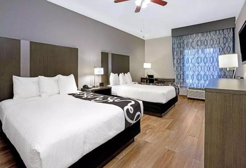 身障者適用クイーンサイズベッドルーム, La Quinta By Wyndham Conroe