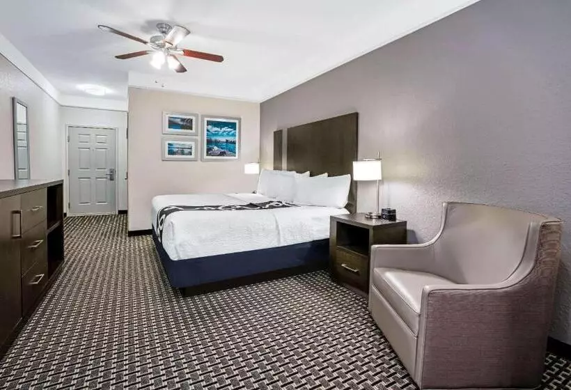 身障者適用キングサイズベッドルーム, La Quinta By Wyndham Conroe