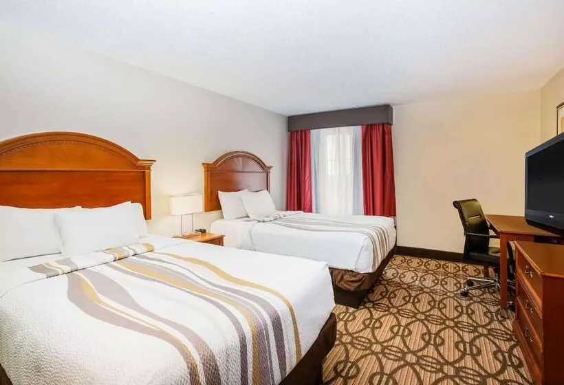 سوییت خانوادگی, La Quinta By Wyndham North Platte