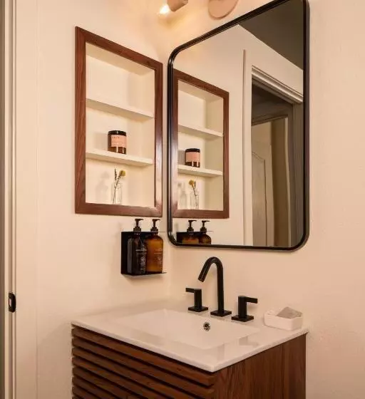 デラックスの4人部屋, Marina Riviera