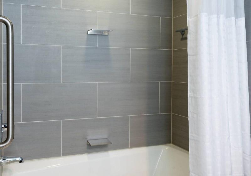 غرفة قياسية سرير كينج, Marriott Anchorage Downtown