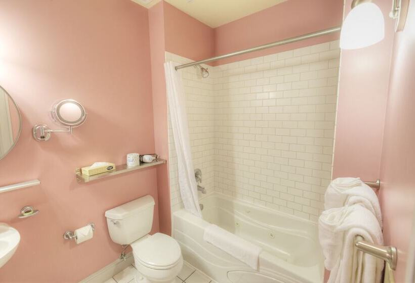 Люкс Кровать Кинг, Montvale