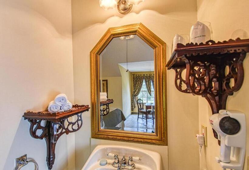 غرفة قياسية سرير كينج, St George Inn  Saint Augustine