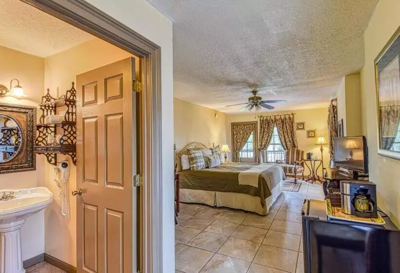 バルコニー付きデラックスルーム, St George Inn  Saint Augustine