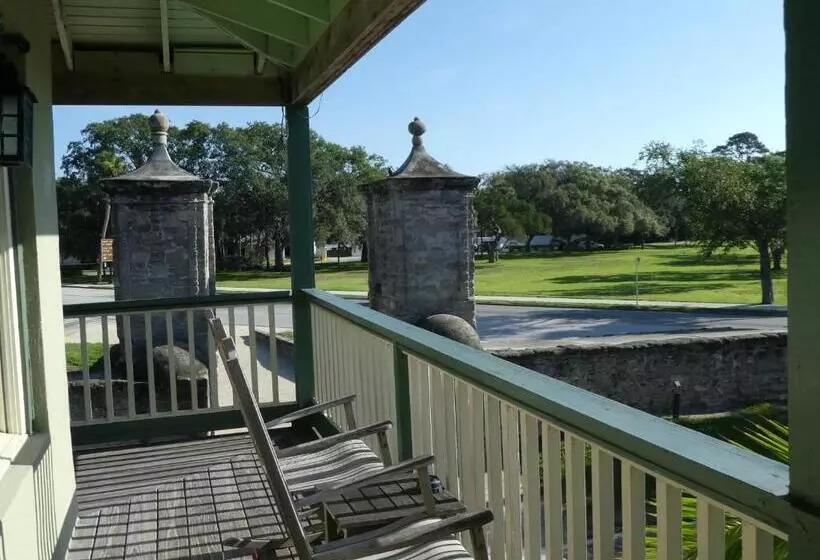 キングサイズベッドのスーペリアルーム, St George Inn  Saint Augustine