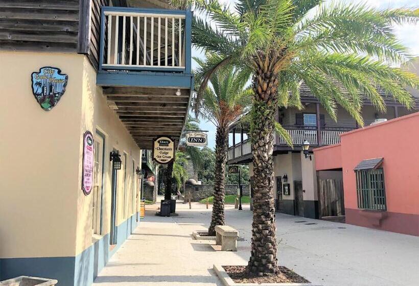 غرفة سوبيريور سرير كينج, St George Inn  Saint Augustine
