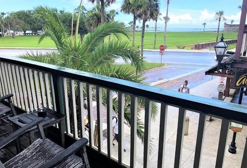 غرفة سوبيريور سرير كينج, St George Inn  Saint Augustine