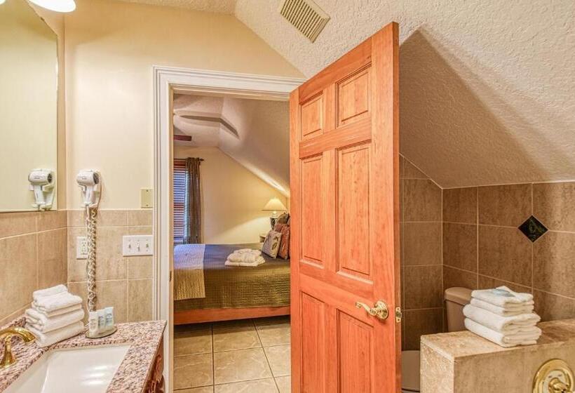 جناح مزوَّد بشرفة, St George Inn  Saint Augustine