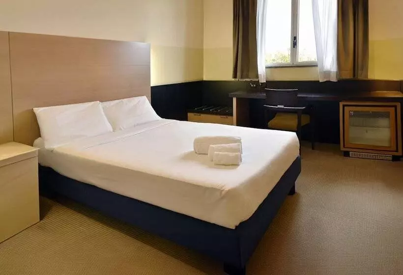 اتاق استاندارد, B&B Hotel Milano Cologno Studios