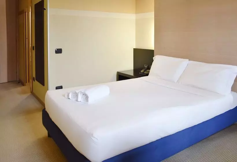 اتاق استاندارد, B&B Hotel Milano Cologno Studios