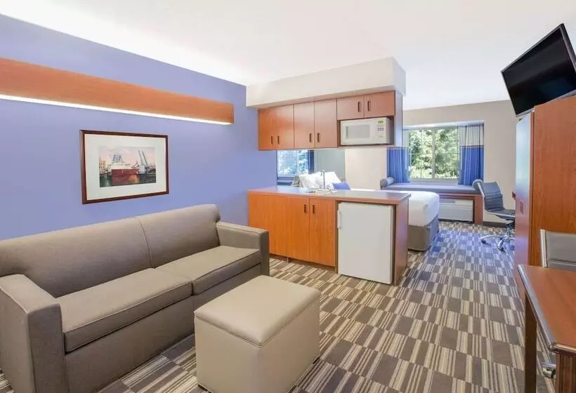 スイート, Microtel Inn And Suites Manistee