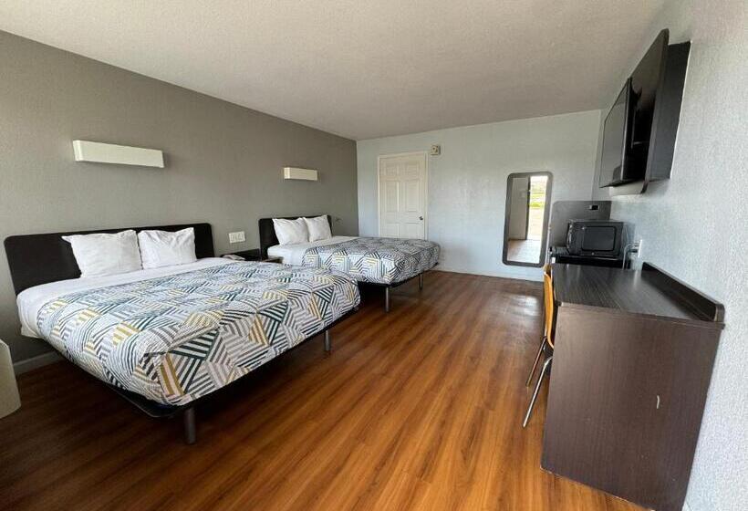 غرفة قياسية لذوى الاحتياجات الخاصة, Motel 6 Delano, Ca