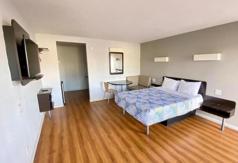 غرفة ديلوكس, Motel 6 Delano, Ca