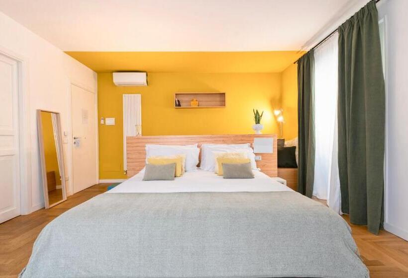 小型套房, Archè Design Rooms And Suites